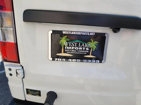 Used 2015 Nissan NV 2500 SV w/ Side & Curtain Airbag Package image 14