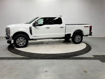 New 2026 Ford F250 Lariat w/ Lariat Premium Package