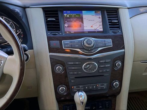 Used 2016 INFINITI QX80 w/ 22" Wheel Package image 7