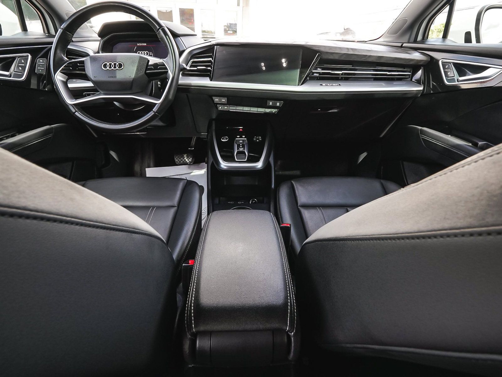 Used 2025 Audi Q4 e-tron Premium w/ Convenience Package AWD/4WD image 34