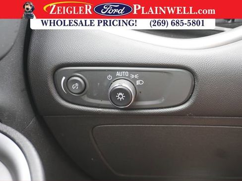 Used 2023 Chevrolet Malibu LT image 29