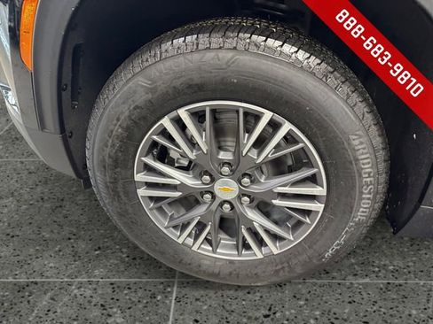 New 2026 Chevrolet Traverse LT image 25