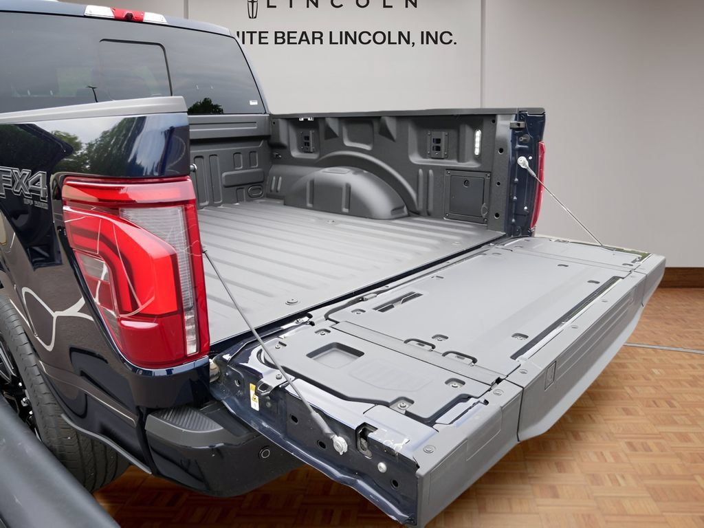 Used 2025 Ford F150 Platinum w/ FX4 Off-Road Package AWD/4WD image 12