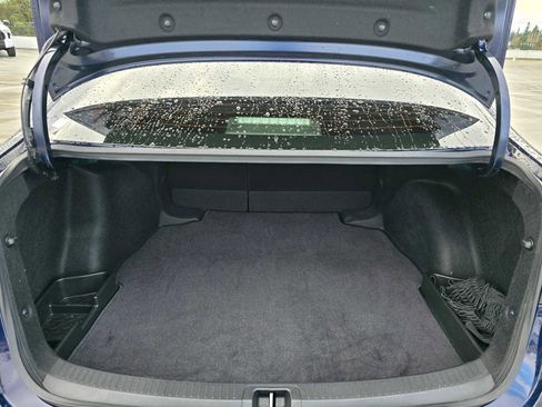 Used 2025 Toyota Corolla LE image 15