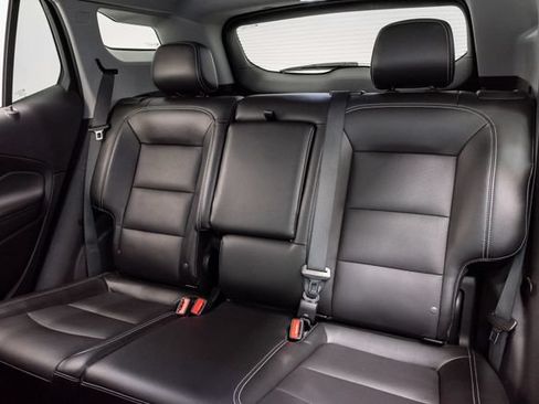 Used 2024 GMC Terrain SLT AWD/4WD image 21