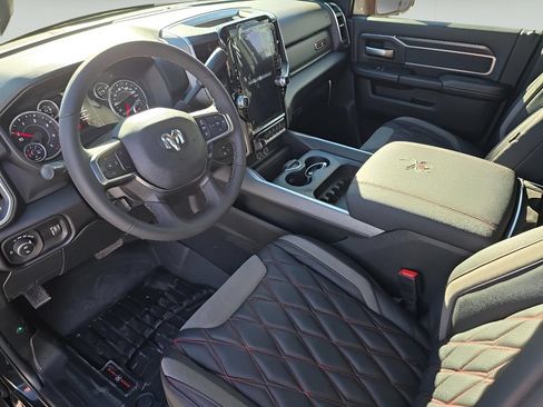 New 2026 RAM 2500 Big Horn AWD/4WD image 11