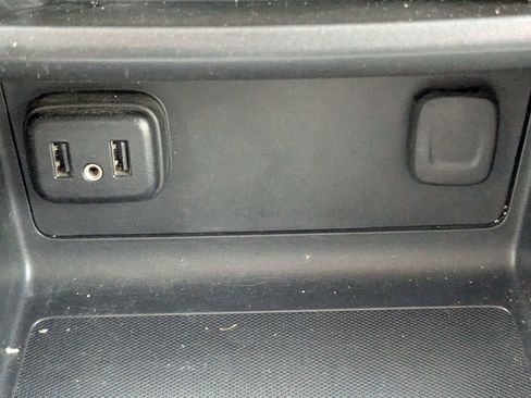 Used 2020 Chevrolet Colorado LT image 24