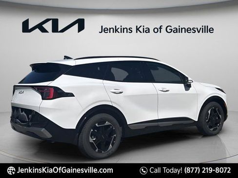 New 2026 Kia Sportage SX FWD image 3