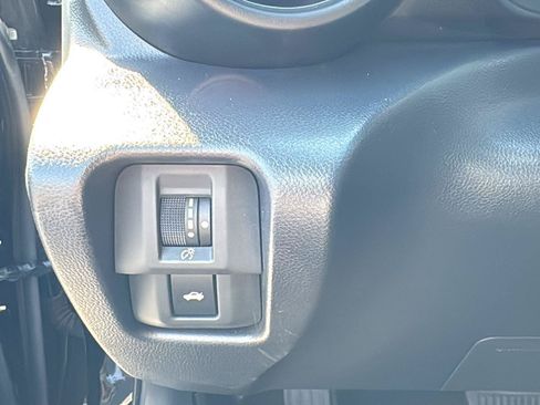 Used 2022 Toyota GR86 RWD image 11