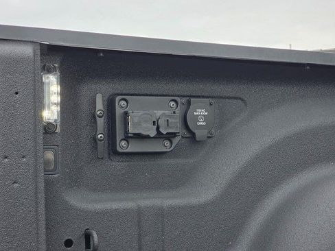 New 2025 RAM 2500 Limited AWD/4WD image 11
