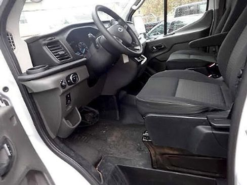 Used 2023 Ford Transit 250 Low Roof w/ Exterior Upgrade Package image 8