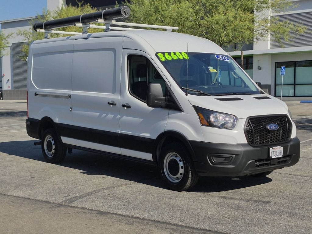 Used 2024 Ford Transit 250 148 Medium Roof RWD image 4