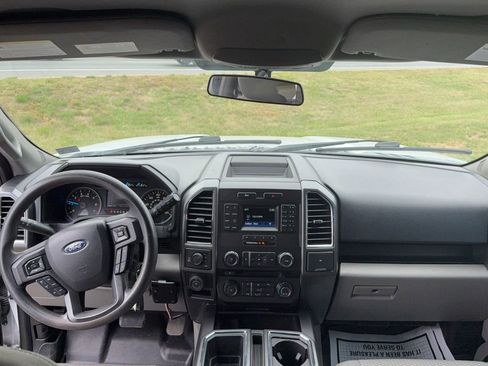 Used 2017 Ford F150 XLT w/ Trailer Tow Package AWD/4WD image 9