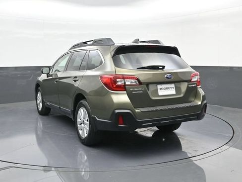Used 2018 Subaru Outback 2.5i Premium AWD/4WD image 8