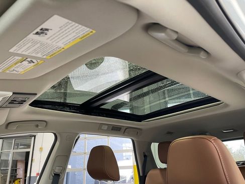 New 2026 Nissan Pathfinder Platinum image 14