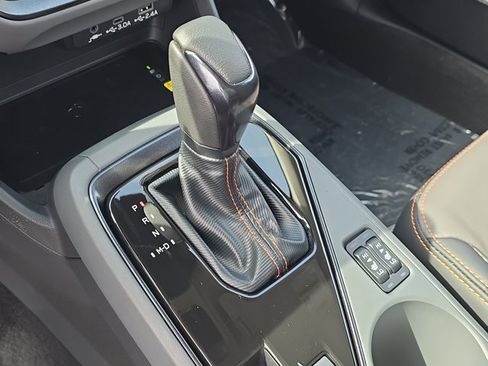 New 2025 Subaru Crosstrek 2.5i Limited w/ Popular Package #3A image 26