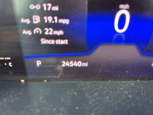 Used 2022 Volkswagen Tiguan SE image 7