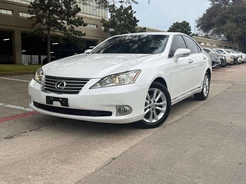 Used 2011 Lexus ES 350 image 2