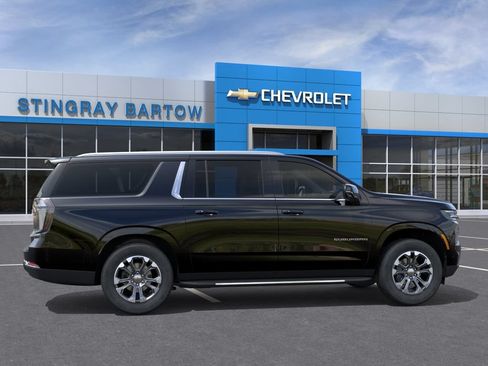 New 2026 Chevrolet Suburban LT w/ Comfort Package RWD image 6
