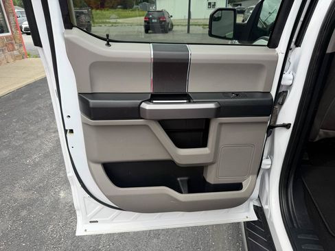 Used 2019 Ford F150 XLT w/ Trailer Tow Package AWD/4WD image 16