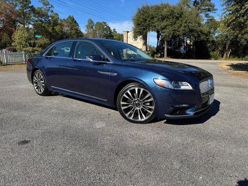 Used 2017 Lincoln Continental Reserve w/ Technology Package image 8