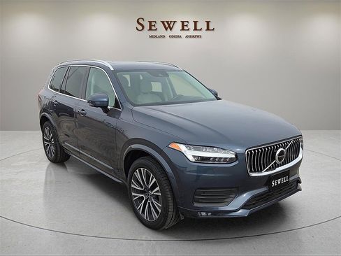 Used 2021 Volvo XC90 T6 Momentum w/ Advanced Package image 6