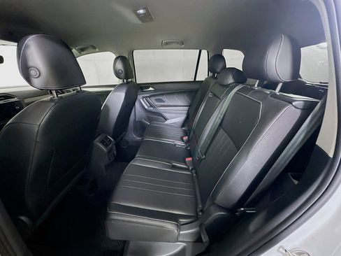 Used 2024 Volkswagen Tiguan SE image 26