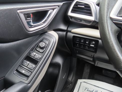 Used 2024 Subaru Forester Limited image 33