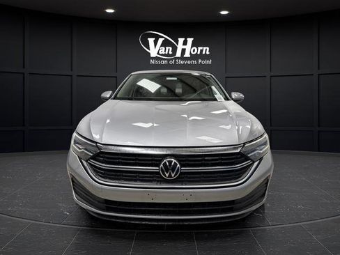 Used 2022 Volkswagen Jetta S image 9