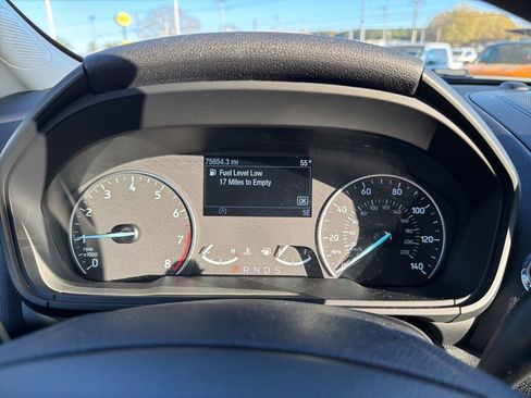 Used 2021 Ford EcoSport SE w/ SE Convenience Package image 26