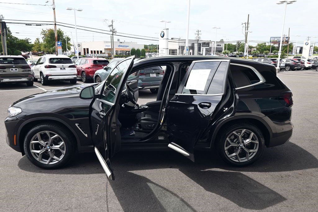 Used 2024 BMW X3 xDrive30i w/ Convenience Package AWD/4WD image 38