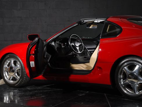 Used 1998 Toyota Supra Turbo w/ Gold Appearance Pkg RWD image 12