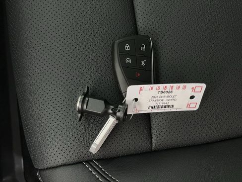 New 2026 Chevrolet Traverse LT w/ Sun and Wheel Package image 35