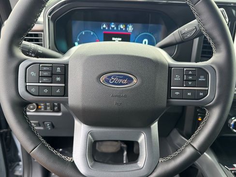 New 2026 Ford F250 Lariat w/ Black Appearance Package image 15