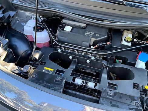 Used 2023 Volkswagen ID.4 Pro image 30