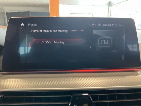 Used 2019 BMW M5 w/ Executive Package image 23