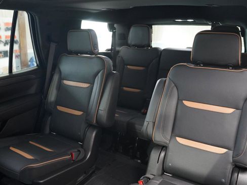 Used 2021 GMC Yukon AT4 w/ AT4 Premium Plus Package AWD/4WD image 32