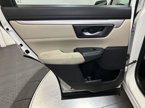 Certified 2018 Honda CR-V LX image 28