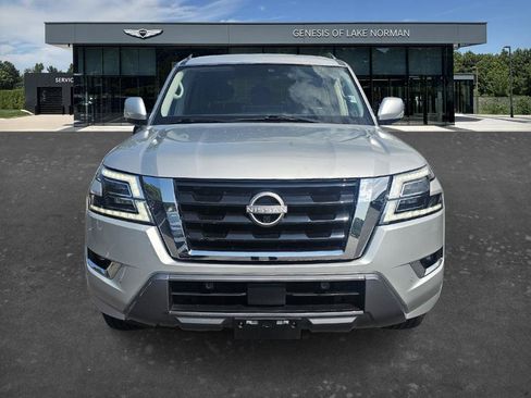 Used 2022 Nissan Armada SL AWD/4WD image 2