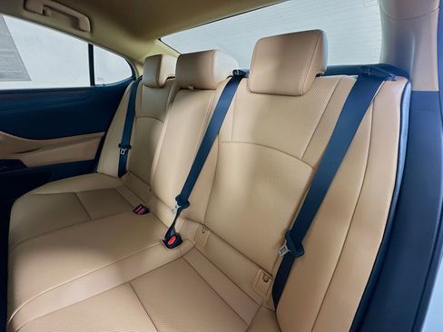 New 2025 Lexus ES 350 w/ Premium Package image 23