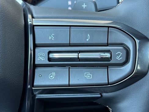 New 2026 GMC Acadia AT4 w/ Luxury Package AWD/4WD image 31