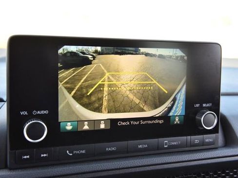 Used 2025 Honda CR-V EX image 12