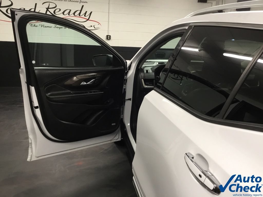 Used 2018 GMC Terrain Denali w/ Advanced Safety Package AWD/4WD image 20
