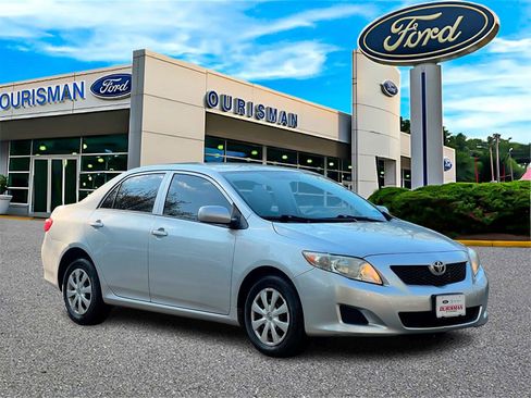 Used 2009 Toyota Corolla LE image 1