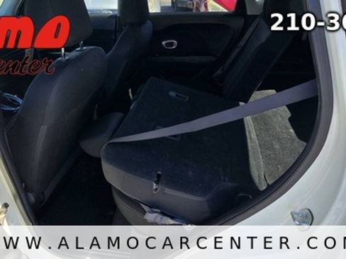 Used 2018 Kia Soul + FWD image 27