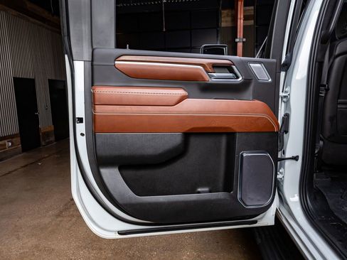 Used 2024 GMC Sierra 2500 Denali Ultimate image 38