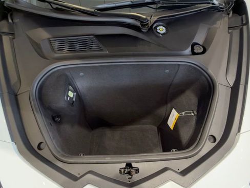 Used 2021 Chevrolet Corvette Stingray Premium Conv w/ Z51 Performance Package RWD image 24