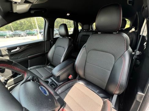 Used 2023 Ford Escape ST-Line Select w/ Tech Pack #2 image 7