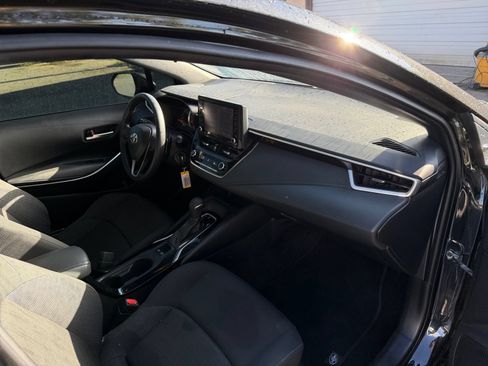 Used 2022 Toyota Corolla SE w/ Carpet Mat Package (TMS) FWD image 16