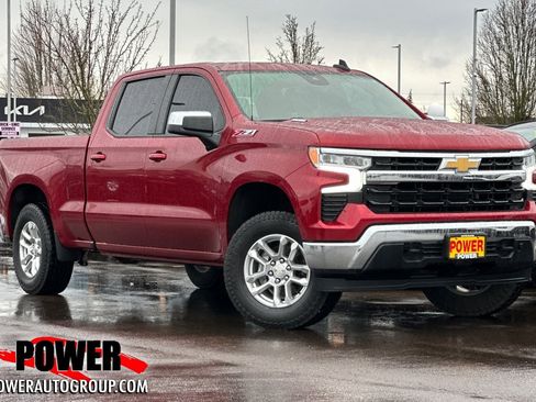 Used 2022 Chevrolet Silverado 1500 LT w/ Z71 Off-Road Package image 1